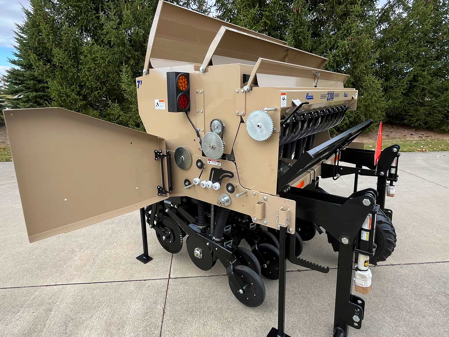 Drill-lids-open Drill-lids-open